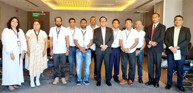 Ambassador holds discussion with the Sri Lankan Cultural Club in Dammam