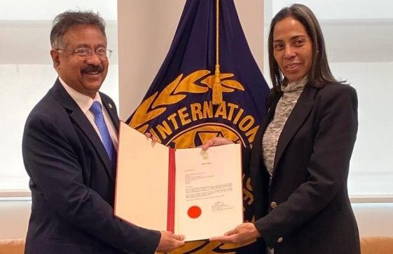 Ambassador Jayasuriya presents Credentials to the International Seabed Authority