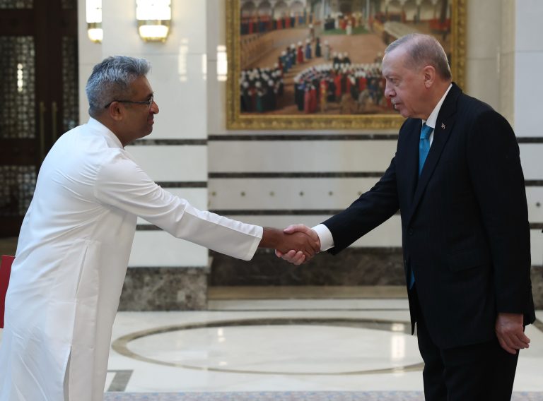 Niluka Kadurugamuwa presents Credentials as Ambassador of Sri Lanka to the Republic of Türkiye