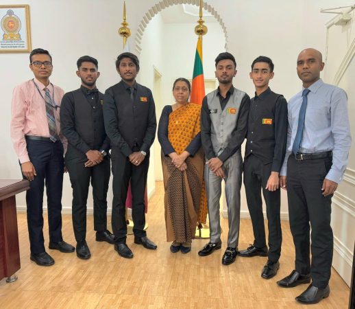 Sri Lanka Snooker Team calls on Ambassador of Sri Lanka in Doha