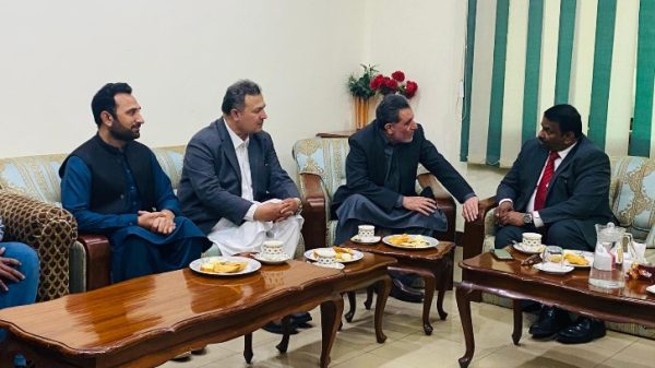 Acting High Commissioner of Sri Lanka in Islamabad meets with Vice Chancellor of University of Peshawar