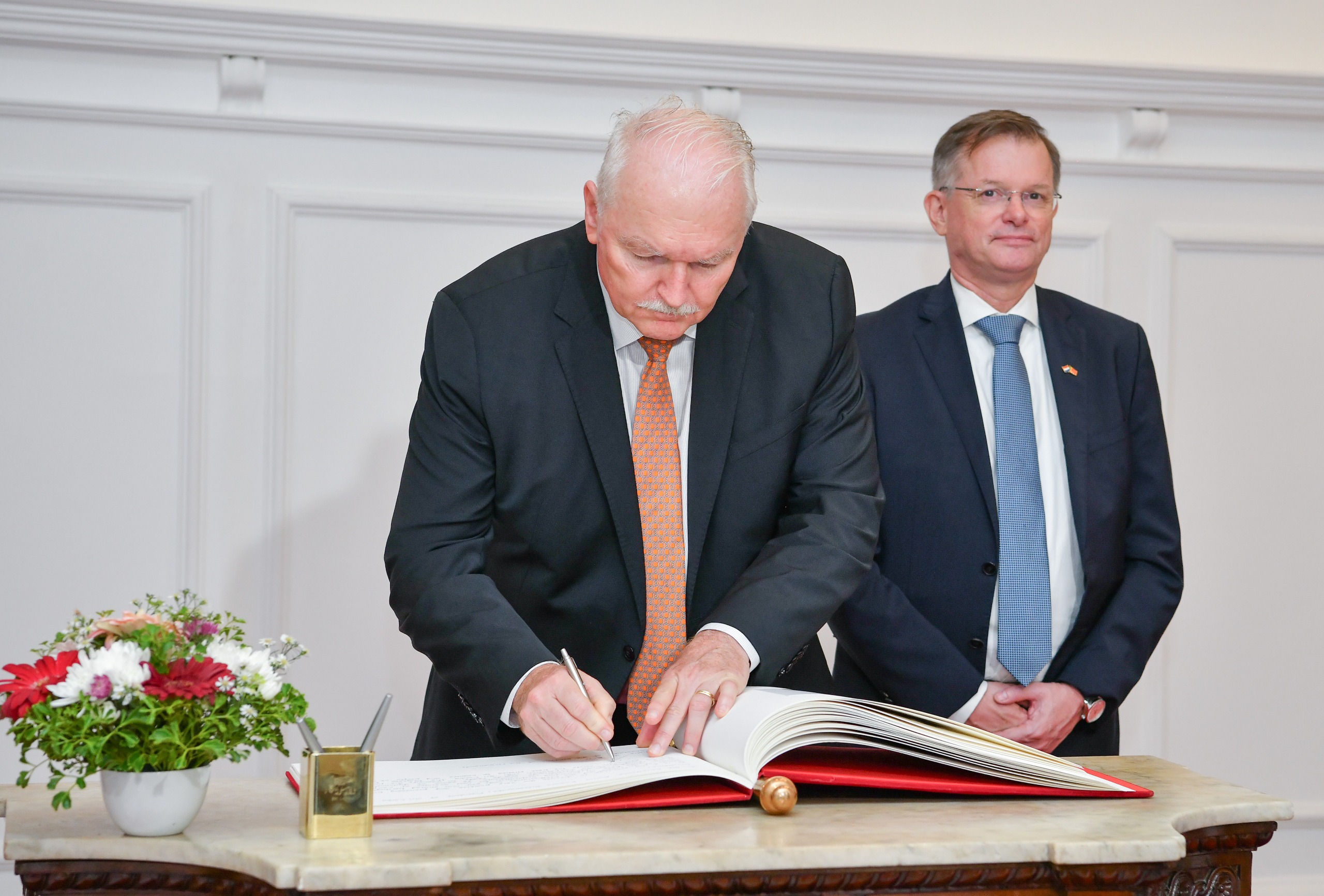 The Ambassador of the Kingdom of the Netherlands presents Credentials to Sri Lanka 