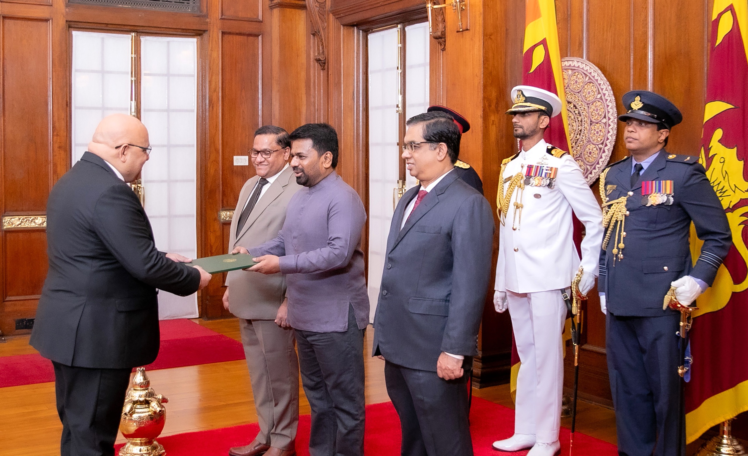 The Ambassador of the People's Democratic Republic of Algeria presents Credentials to Sri Lanka 
