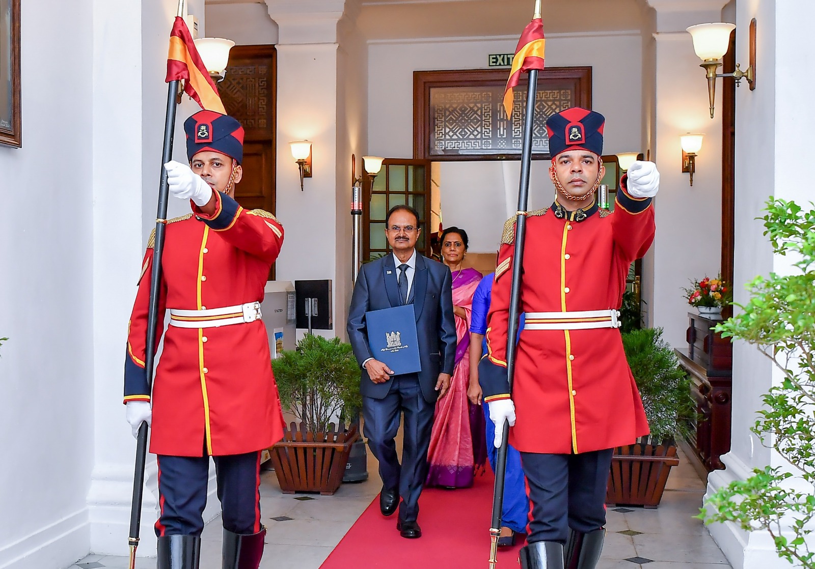 The High Commissioner of the Republic of Fiji presents Credentials to Sri Lanka