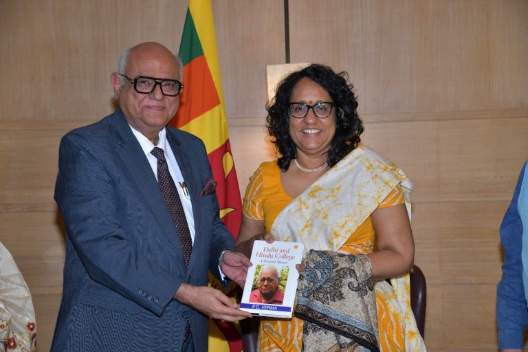 The Old Students Association of Hindu College headed by its current President Ravi Burman felicitated the Prime Minister with the Special Distinguished Alumni Award.