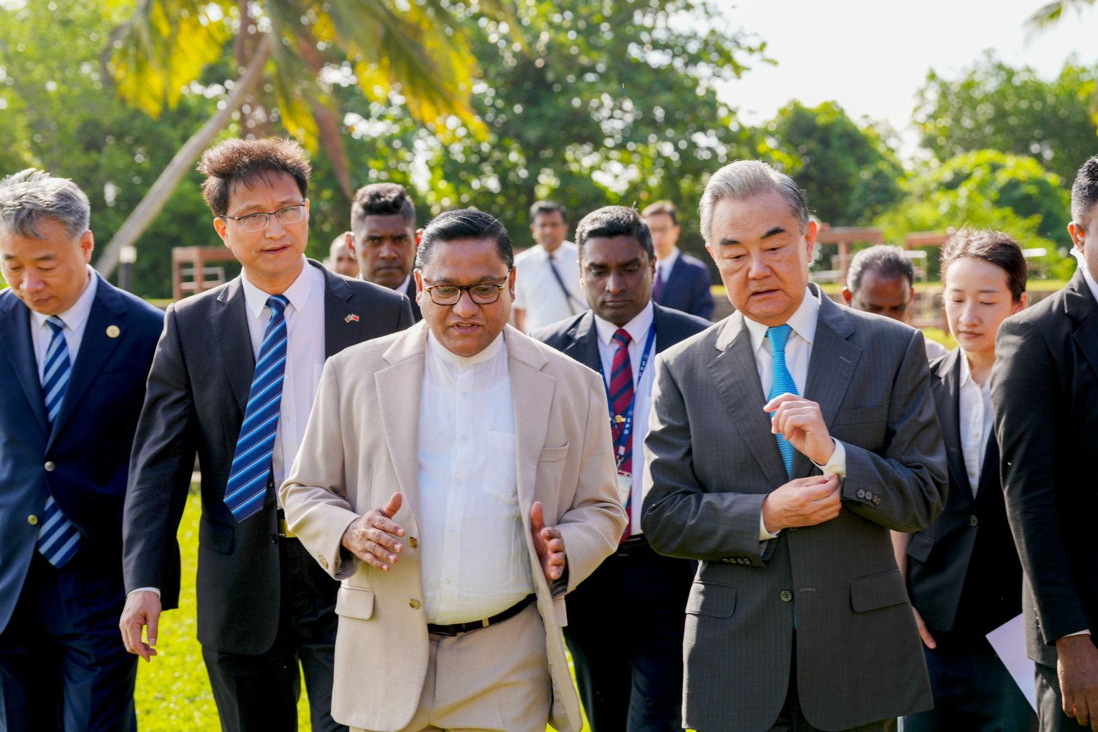 Chinese Foreign Minister Wang Yi expresses optimism that Sri Lanka is on the right path to progress-2
