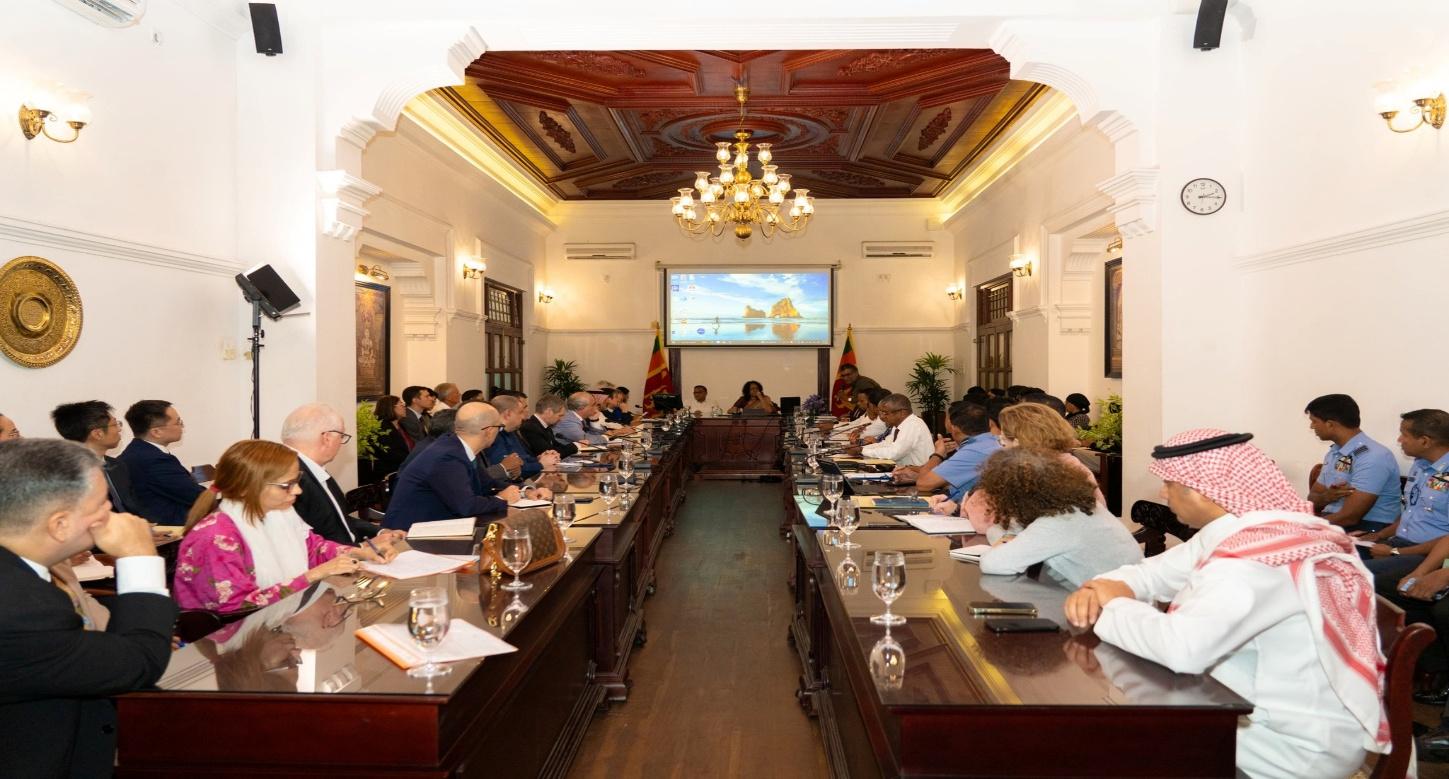 Government Coordinates with Diplomatic Community on Flood-Relief and Recovery Actions-2